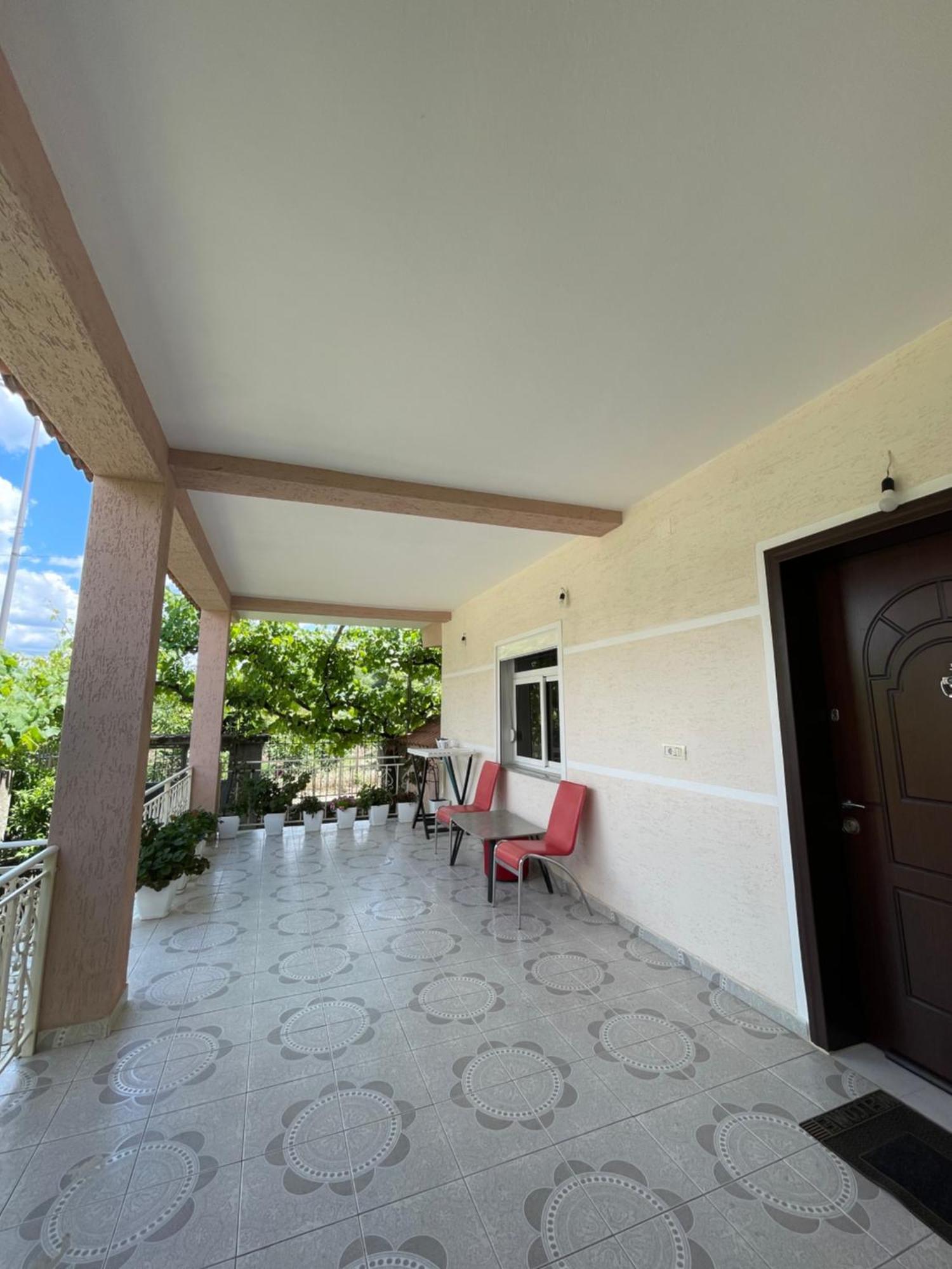 Eljos House Permet Hotel Bagian luar foto